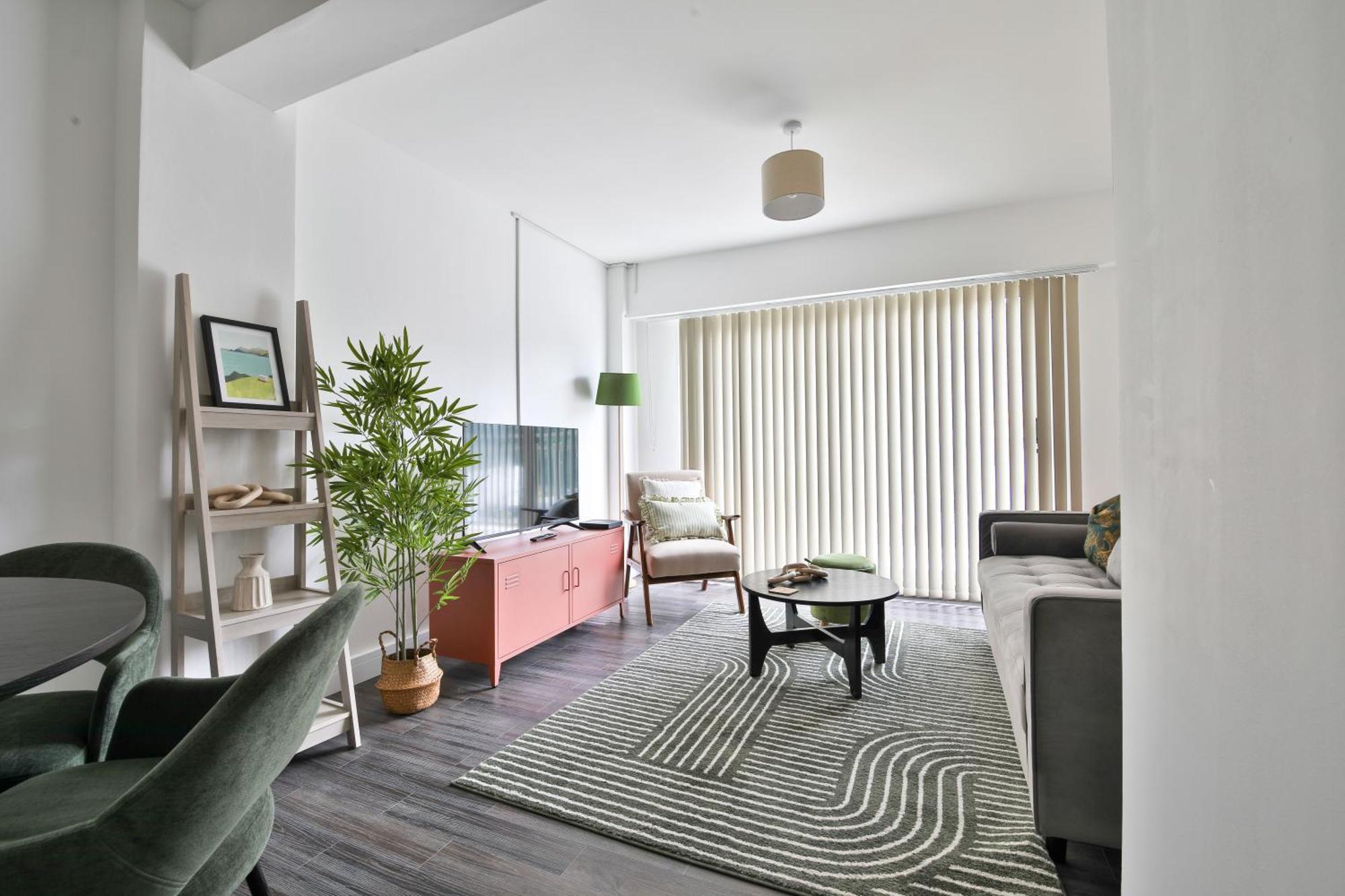 Amber Vista 2 Bedroom Apartments- Supermarket, Coffee Shop, Restaurants & Parking Below Κάρντιφ Εξωτερικό φωτογραφία
